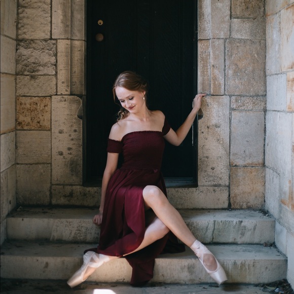 Meet your Posher, Anna - Picture 2 of 6